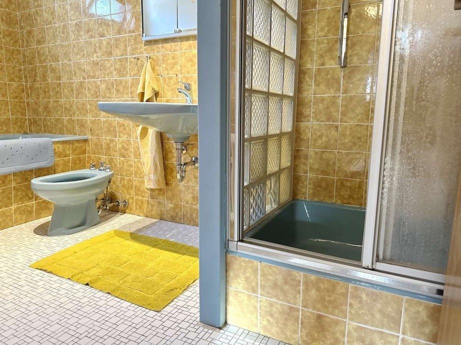 und Dusche. Einfamilienhaus Bochum