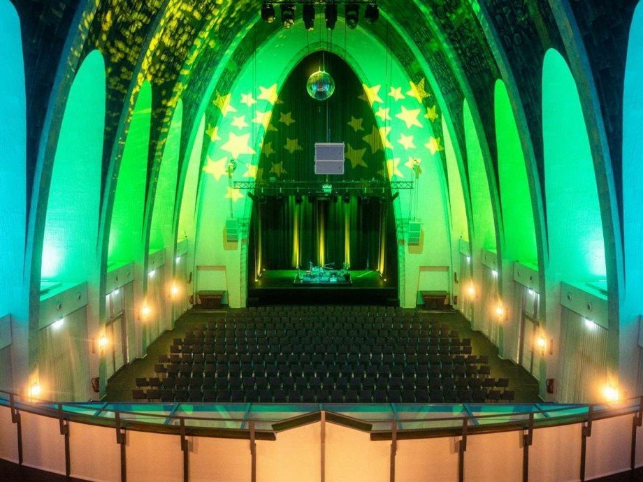 Heilig Kreuz Kirche-Emschertainment + Mehrfamilienhaus Bochum