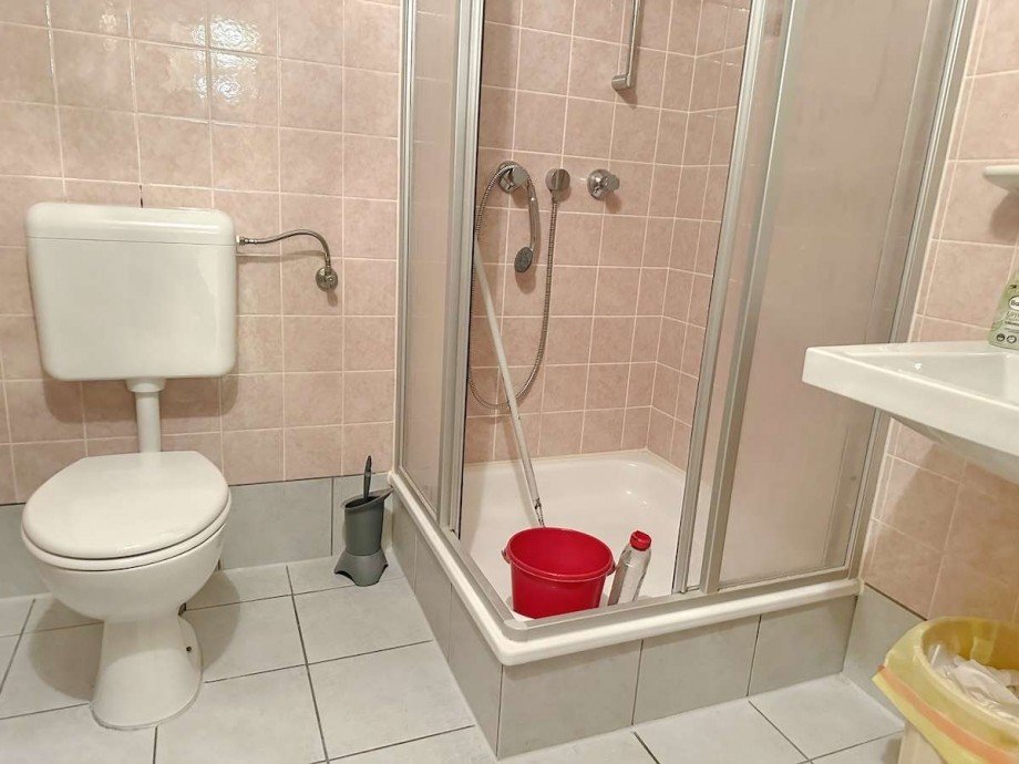 Hier mit kleinem Duschbad Einfamilienhaus Bochum