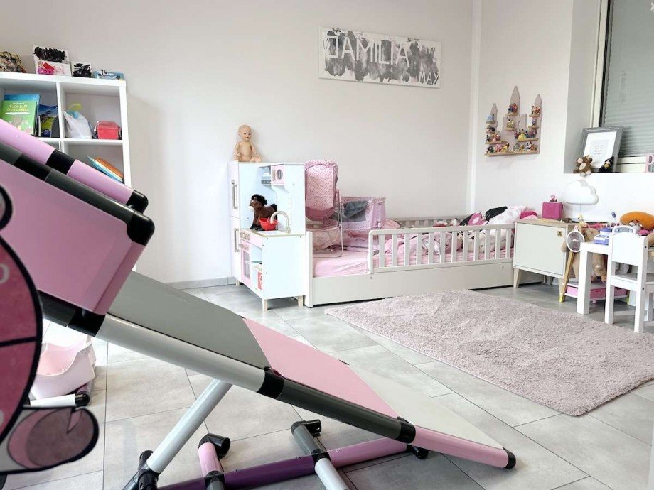 Kind. Zweifamilienhaus Bochum