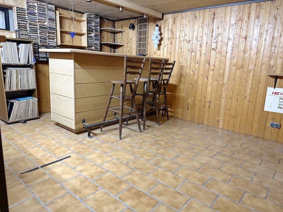 Auch sehr gepflegt, z. B. Barraum. Reihenmittelhaus Bochum