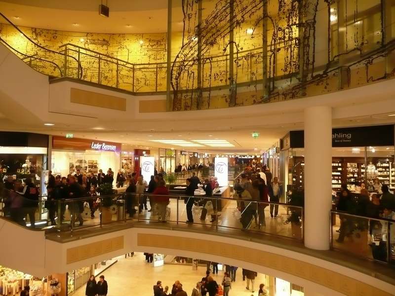EKZ Limbecker Platz mit 170 Shops + Gastros, Dachgeschosswohnung Bochum