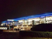 Auch nicht weit Arena: LORENZ-Angebot in �ckendorf/unweit WAT: Parklage. Helle, gut modernisierte 3 1/2-R.-Komfort-Wohnung.