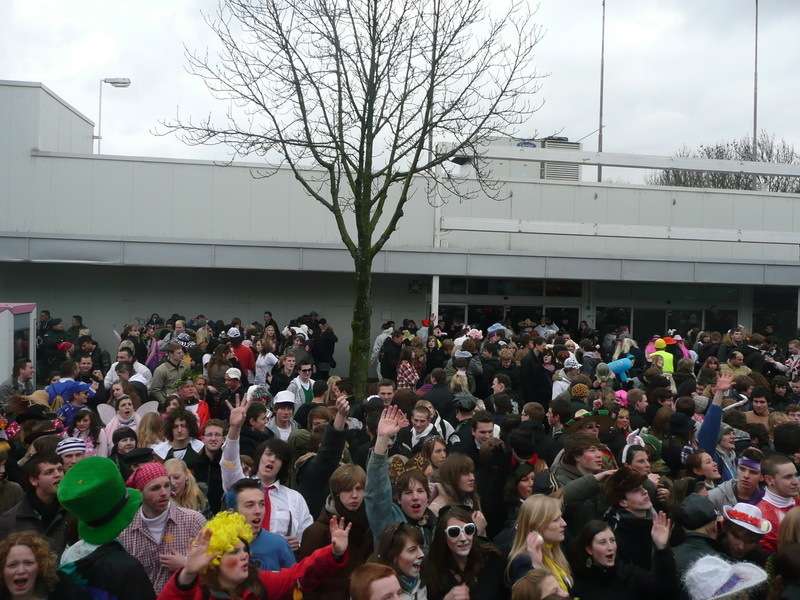 Rosenmontag am Wattenscheider Hellweg + Wohnung Bochum