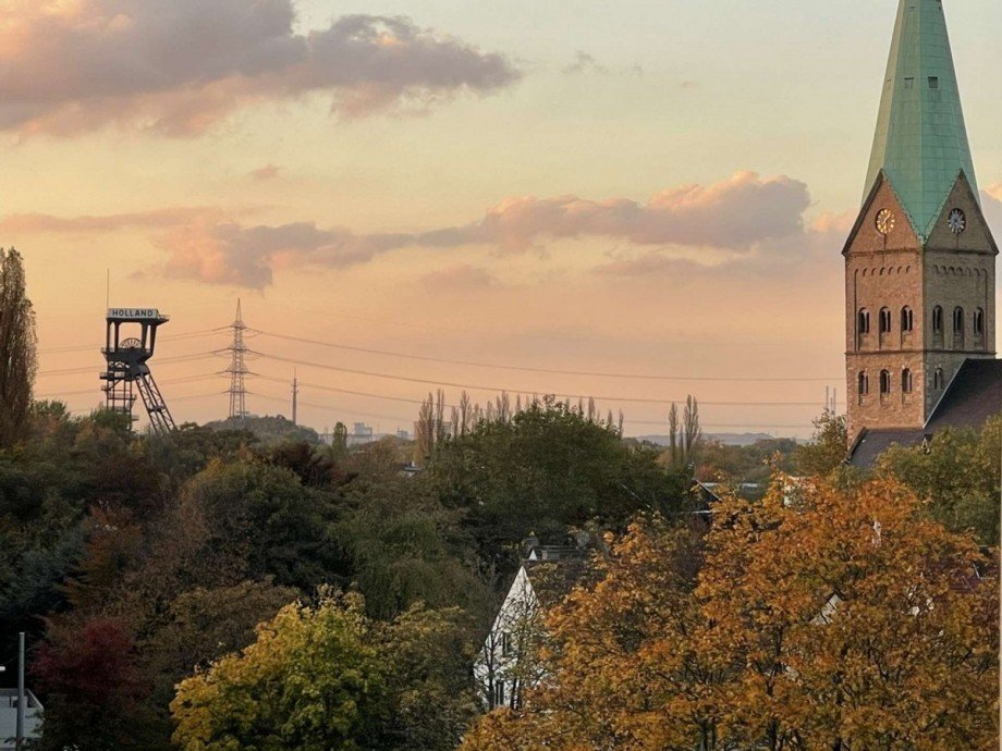 Propsteikirche St. Gertrud von Brabant + Renditeobjekt Bochum