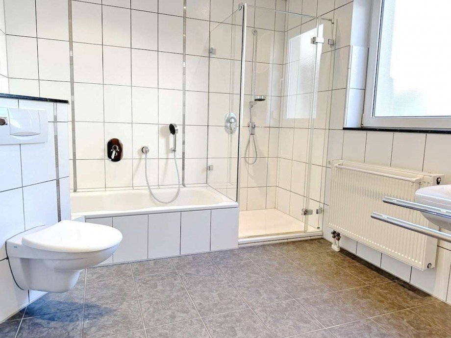 Das helle Tageslichtbad. Erdgeschosswohnung Bochum