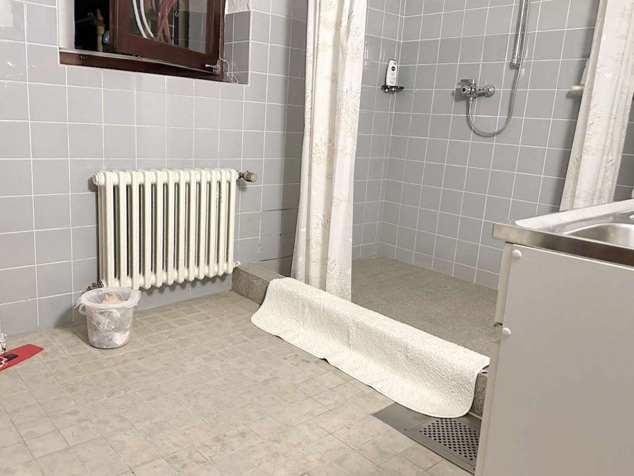 Hauswirtschaftsraum inkl. Dusche Einfamilienhaus Bochum