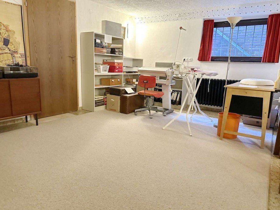 U. a. mit Hobbyraum, Einfamilienhaus Bochum