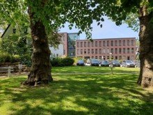 �rzte, LORENZ-Angebot in Hordel: Generationenhaus. Mit 2- o. 3-Wohnungen. Wird komplett frei. 987 m� Grd