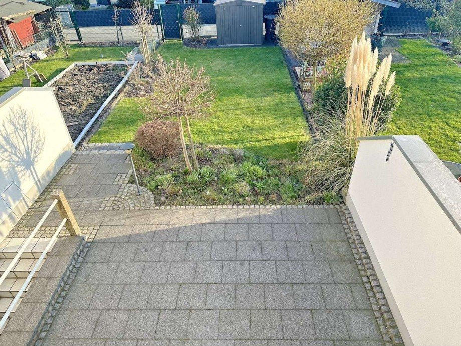 Pflegeleichter Garten. Reihenmittelhaus Bochum