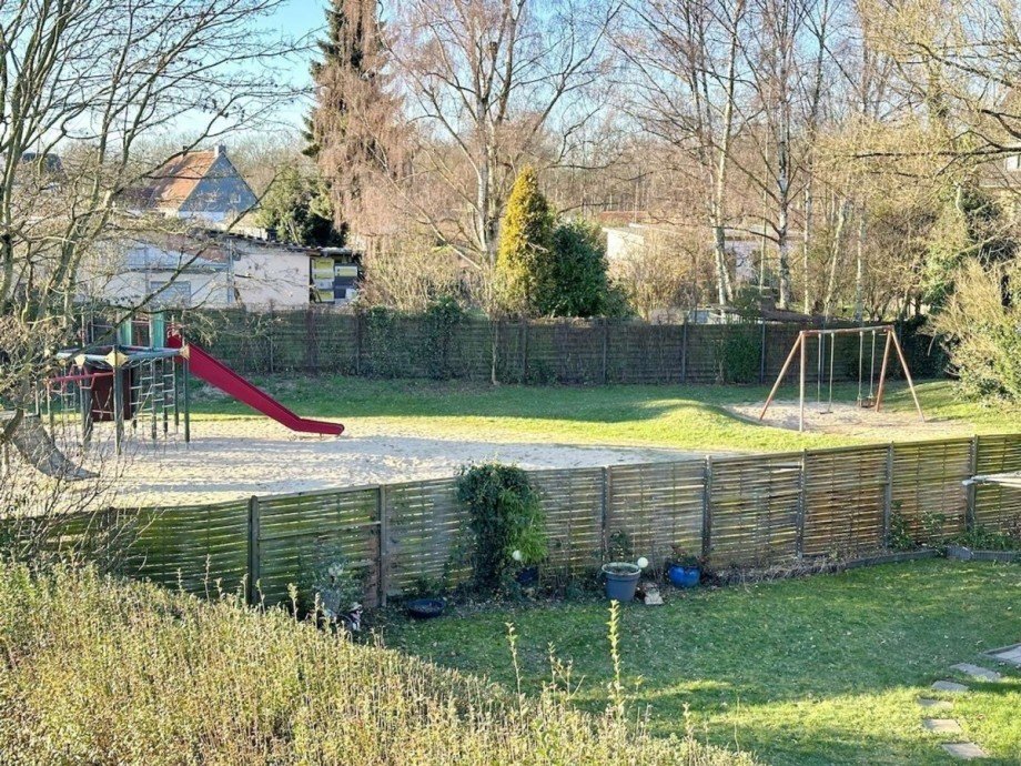 Kinder- +familienfreundlicher Umgebung. Zweifamilienhaus Bochum-Wattenscheid