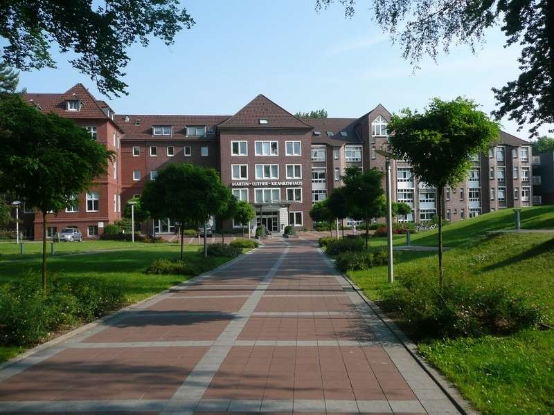 Krankenh�user., Reihenmittelhaus Bochum