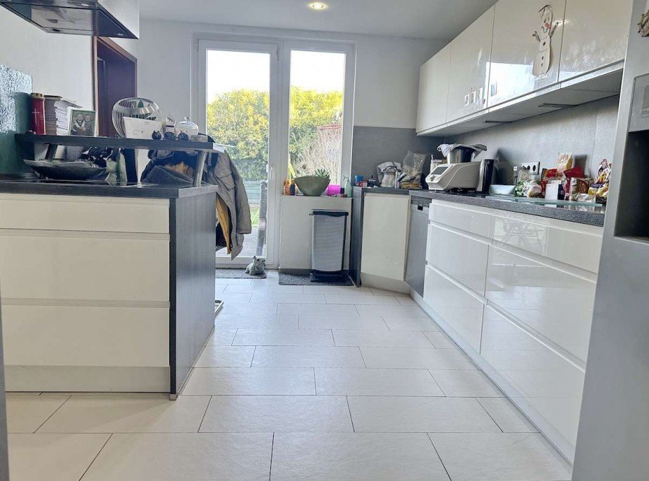 helle K�che - hier Mehrfamilienhaus Bochum-Wattenscheid