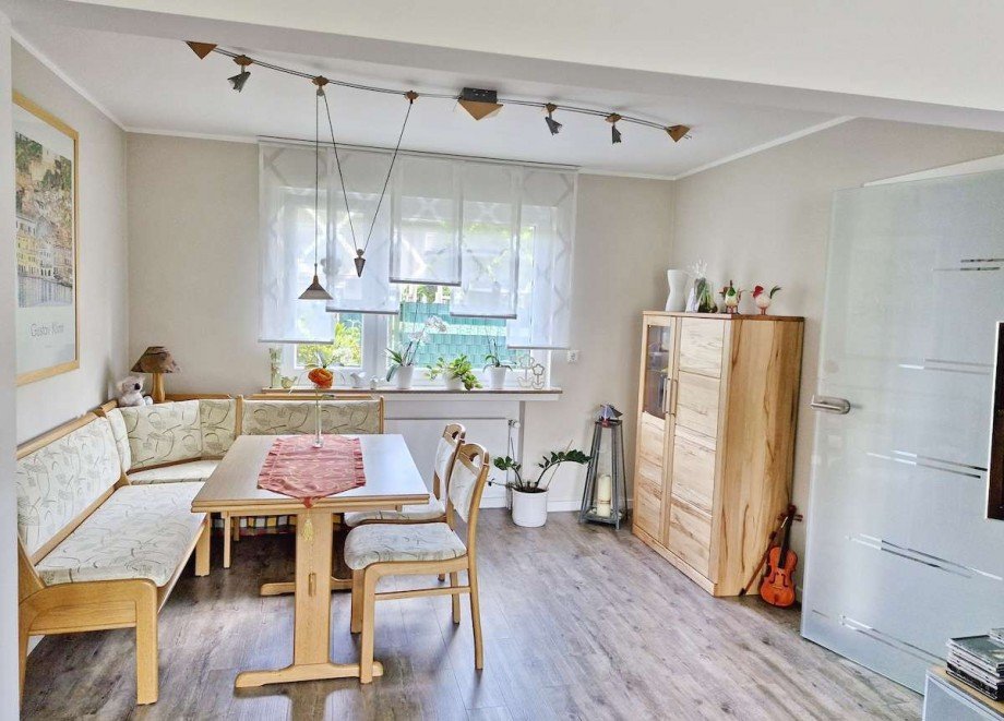 M�blierungsbeispiel Essen Reihenmittelhaus Bochum