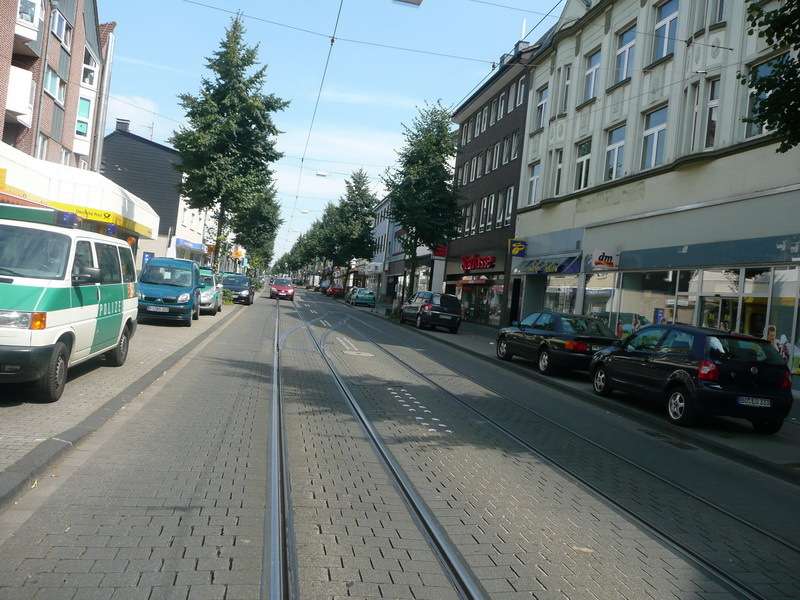 Einkauf vor Ort oder Reiheneckhaus Bochum