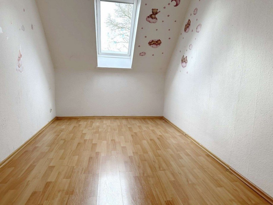 Z. B. Arbeit Dachgeschosswohnung Essen