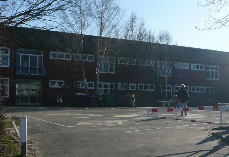 Alles nah: Schulen, Reiheneckhaus Bochum