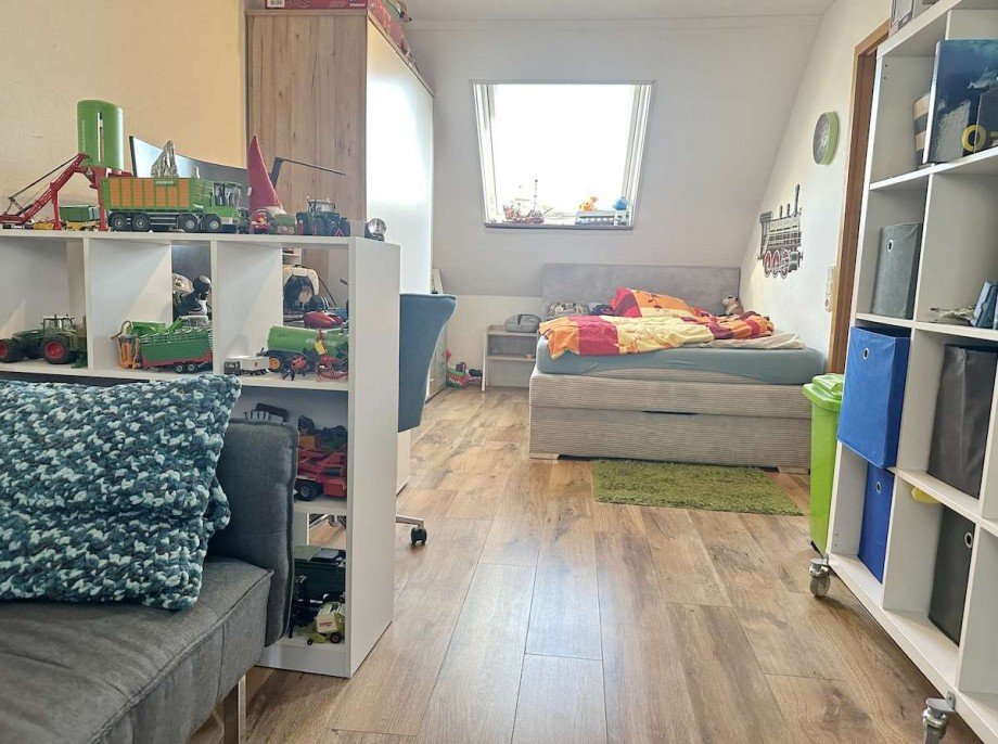 Eltern, derzeit ebenfalls Kind. Mehrfamilienhaus Bochum-Wattenscheid