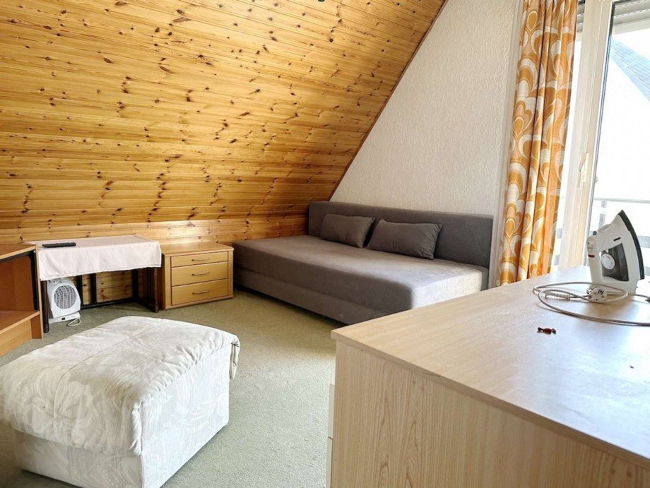 Kind 1. Doppelhaush�lfte Essen