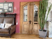 mit historischem Charme. LORENZ-Angebot in Bochum: Gepflegtes Mehrfam.-haus mit 4 WE + 6 Garagen + kl. Hinterhof-Werkstatt.