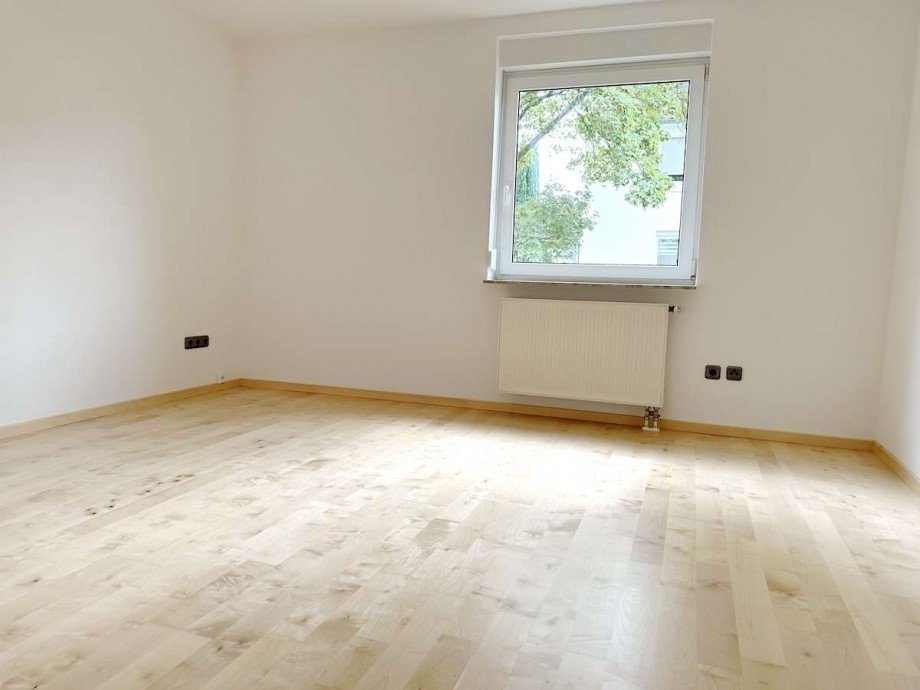Schlafraum und Erdgeschosswohnung Bochum