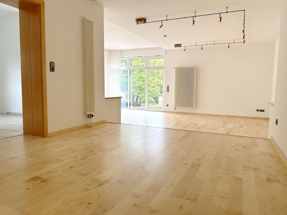 LORENZ-Angebot in Wiemelhausen: IDEAL FÜR DAS PAAR! Repräsentative 3,5-R.-EG-Etagen-Terrassen-W. - Foto 1