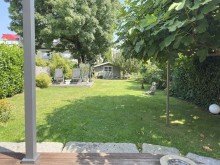 kleinere Sonnenterrasse. LORENZ-Angebot in Dahlhausen: 1-Familien-FIX + FERTIG-DHH. Modern, gepflegt. Rd. 200 m� Wohn-/Nutzfl