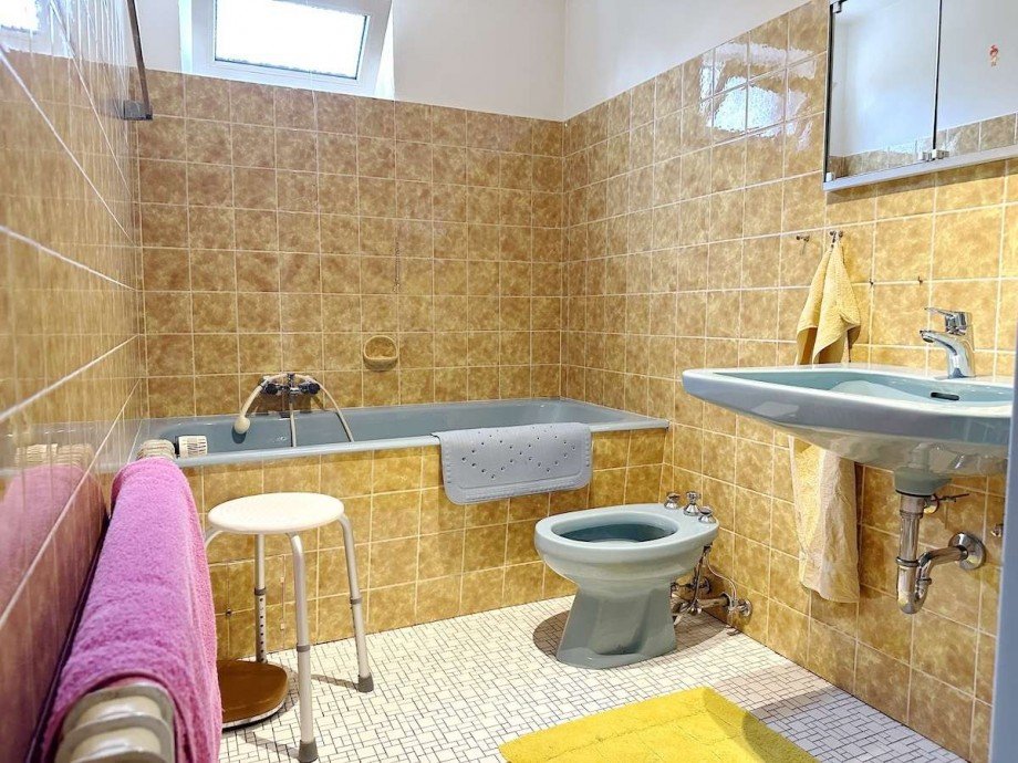 Bad mit Fenster, Wanne, Bidet Einfamilienhaus Bochum