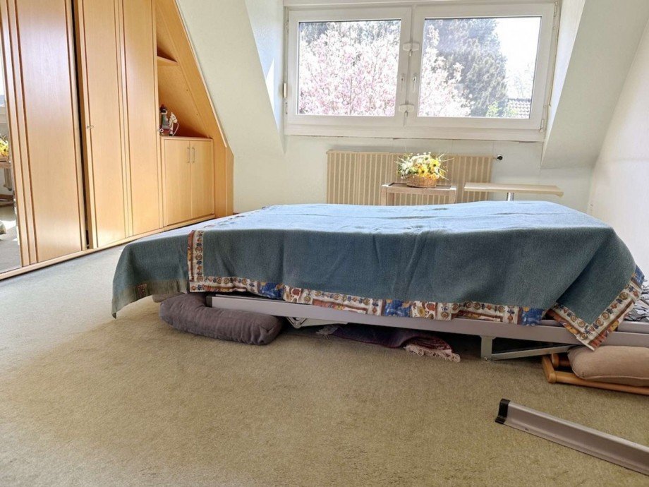 Gro�e Gaube im Elternraum. Doppelhaush�lfte Essen