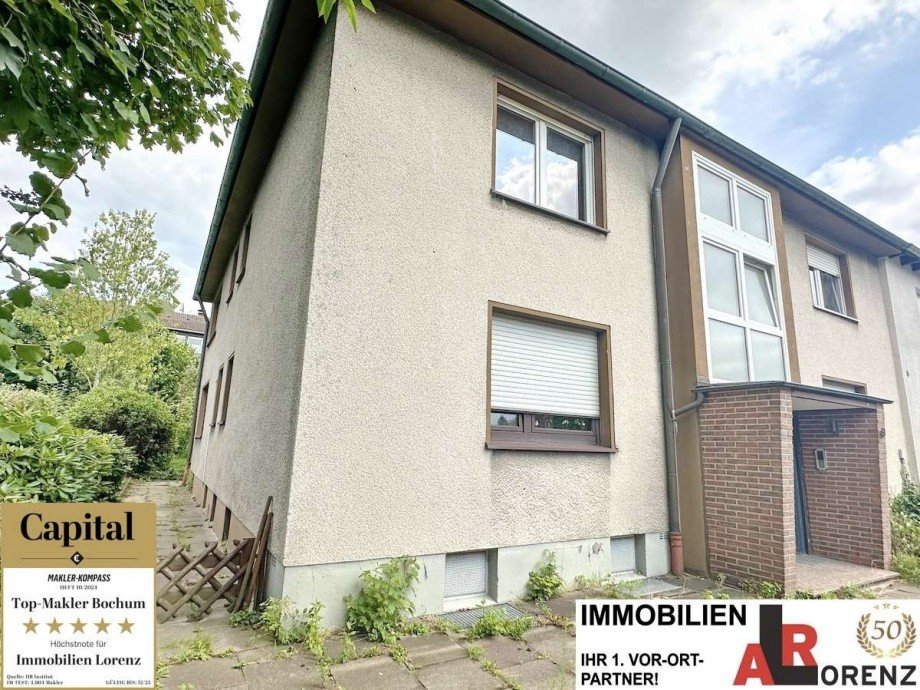 als Doppelhaush�lfte. Mehrfamilienhaus Bochum