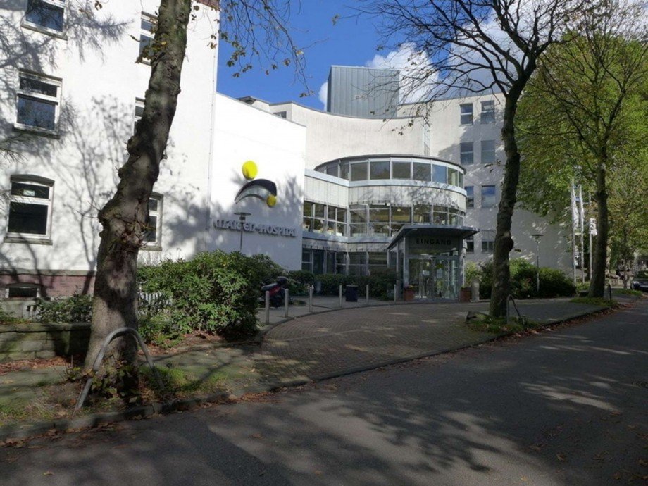 Marien-Hospital + Zweifamilienhaus Bochum-Wattenscheid