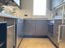 Helle Kochk�che. LORENZ-Angebot in Hattingen: Ruhig + zentral. Solide, gepflegte, zukunftsorientierte 3-Fam.-DHH.
