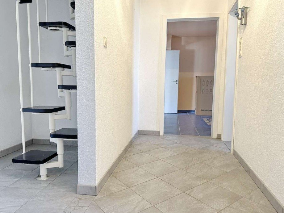 Beispiel: Hier DG-Wohnung, Mehrfamilienhaus Hattingen