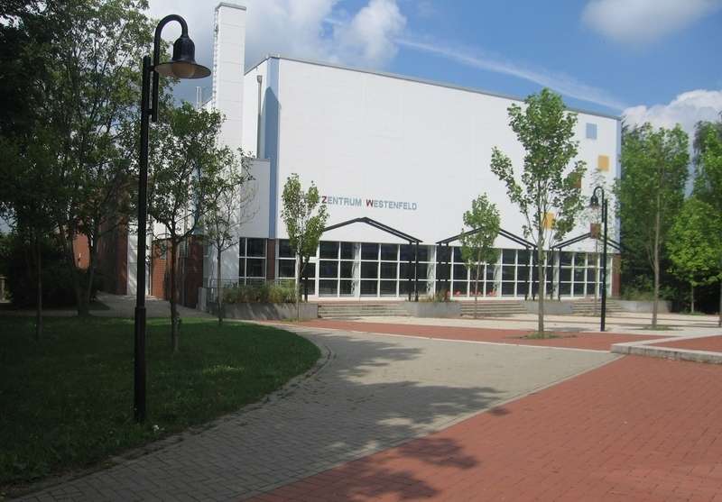 Schul- + Sportzentrum Westenfeld, Reihenmittelhaus Bochum
