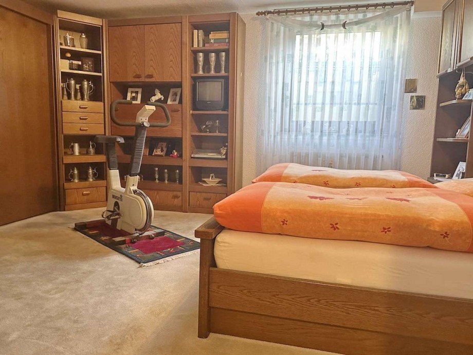 hier Schlafraum (mit gro�em Fenster), Reiheneckhaus Bochum