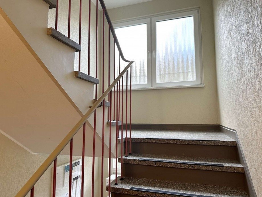 mit 7 Parteien. Dachgeschosswohnung Essen