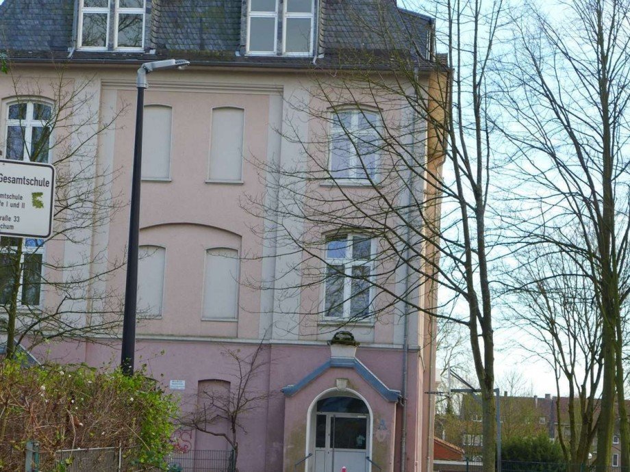 Schulen + Kita, usw. Wohnung Bochum