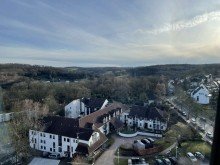 �rzte- + Krankenh�user, LORENZ-Angebot in Hattingen: Ruhig + zentral. Solide, gepflegte, zukunftsorientierte 3-Fam.-DHH.