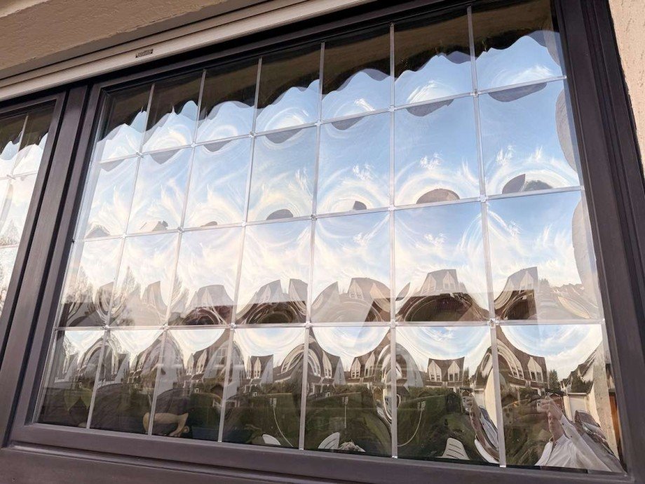 Teilweise besondere Verglasung. Reiheneckhaus Bochum