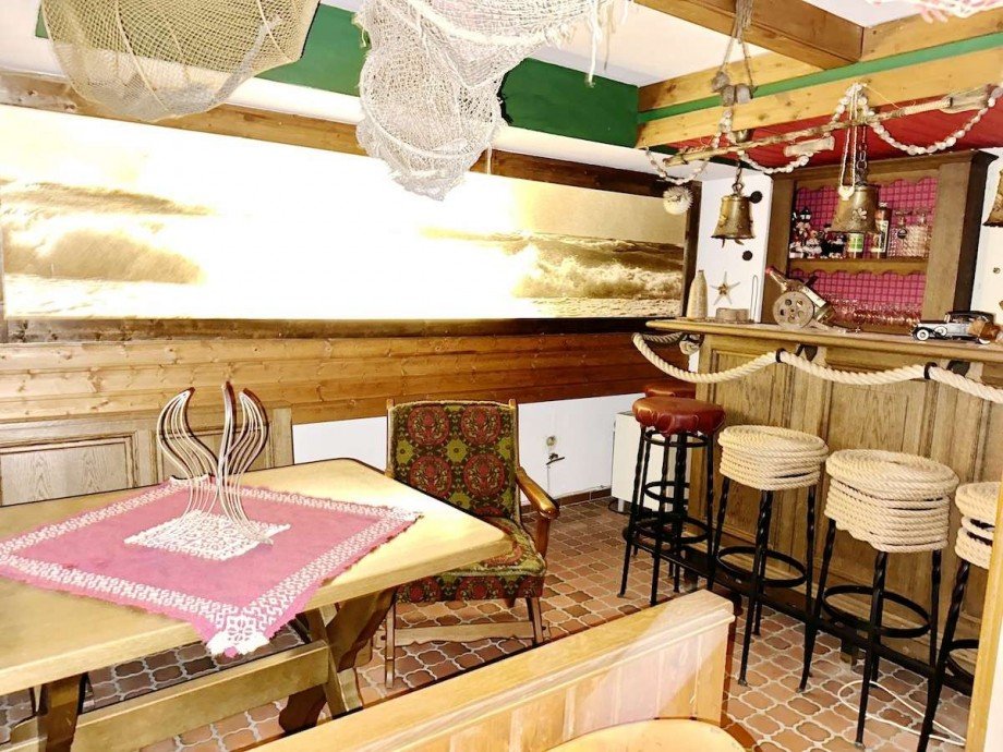 Barraum. Einfamilienhaus Bochum