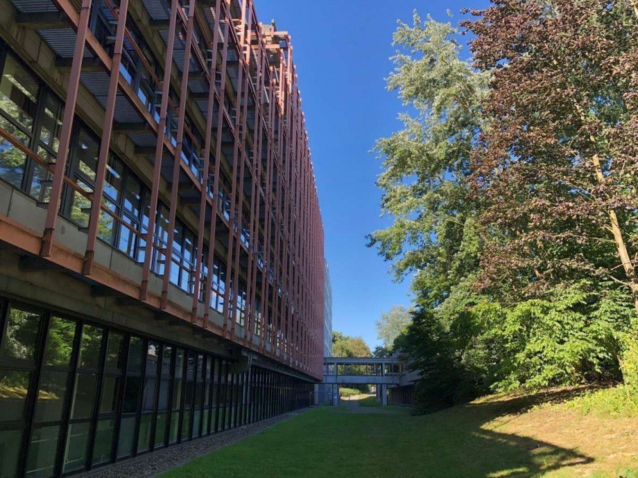 Gut erreichbar: RUB + HS Zweifamilienhaus Bochum