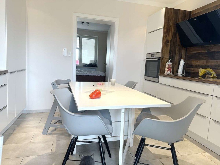 K�che mit Essplatz. Zweifamilienhaus Bochum