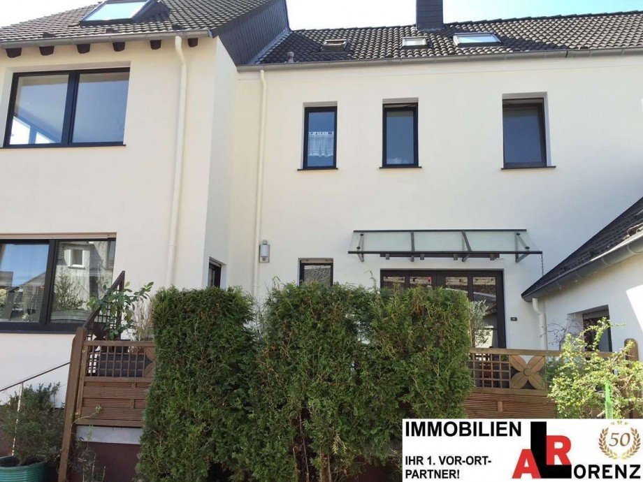 4-Fam.-INDIVIDUAL-Haus + 6 Garagen Mehrfamilienhaus Bochum