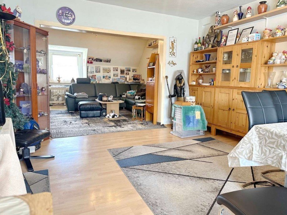 Essbereich mit ca. 37 m�. Dachgeschosswohnung Bochum