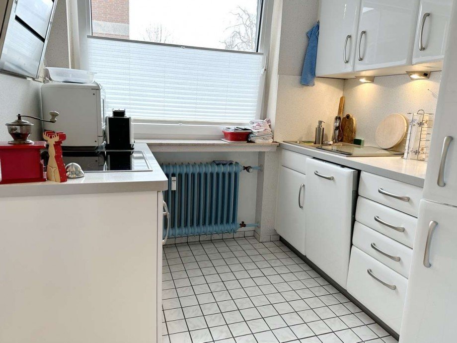 Helle Arbeitsk�che. Renditeobjekt Bochum